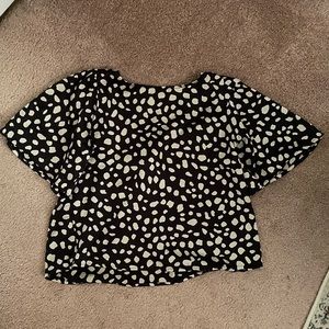 Cropped flowy Loft top with bow on back